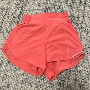 Lululemon Raspberry Cream High Rise Hotty Hots!!